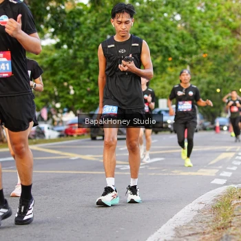Runner Photo 4161242