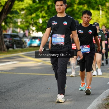 Runner Photo 4161359