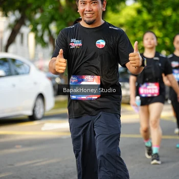 Runner Photo 4161373