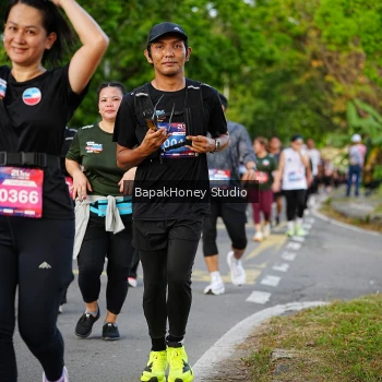Runner Photo 4161411