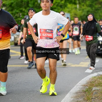 Runner Photo 4161445