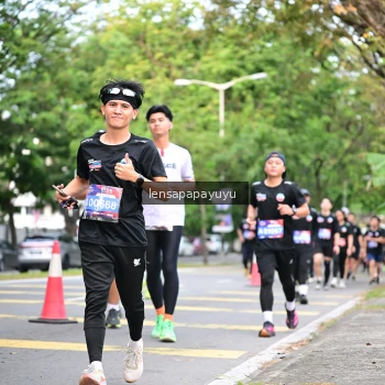 Runner Photo 4161508