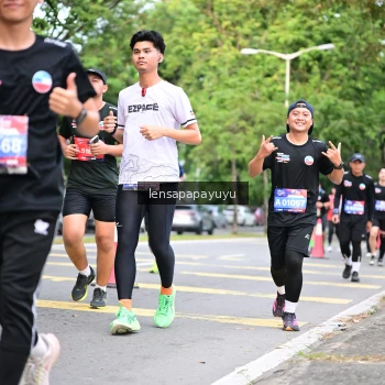 Runner Photo 4161509