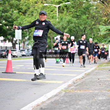 Runner Photo 4161514