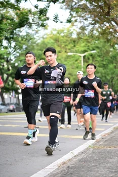 Runner Photo 4161534
