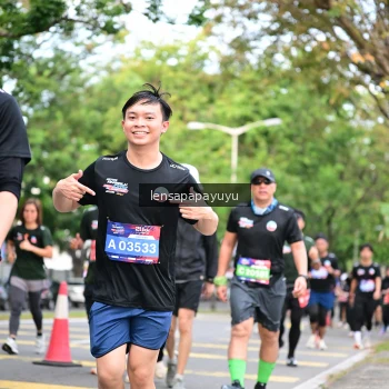 Runner Photo 4161538