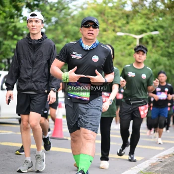 Runner Photo 4161542