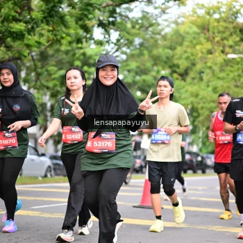 Runner Photo 4161559