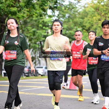 Runner Photo 4161563