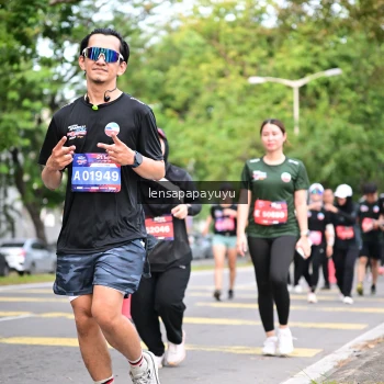 Runner Photo 4161565
