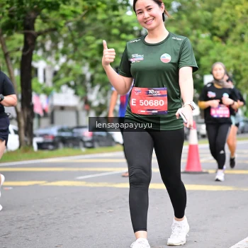 Runner Photo 4161572