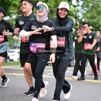 Runner Photo 4161593