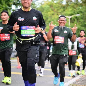 Runner Photo 4161602