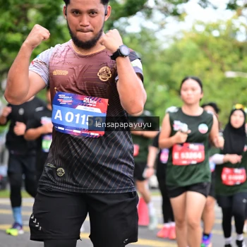 Runner Photo 4161612