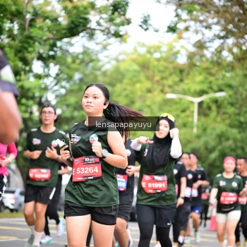 Runner Photo 4161615