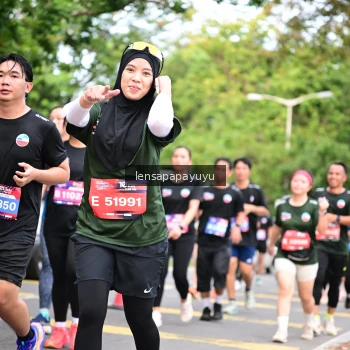 Runner Photo 4161624