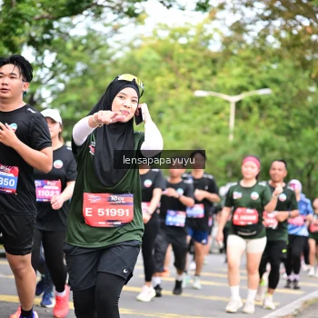 Runner Photo 4161625