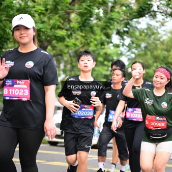 Runner Photo 4161630