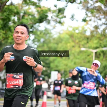 Runner Photo 4161633