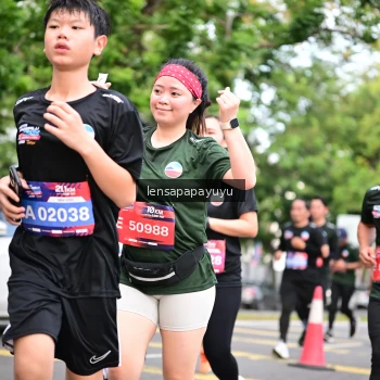 Runner Photo 4161635