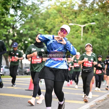 Runner Photo 4161638