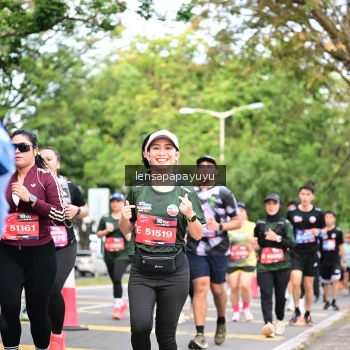 Runner Photo 4161643