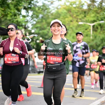 Runner Photo 4161647
