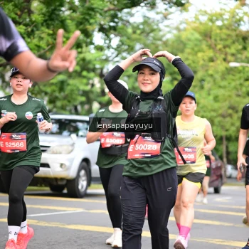 Runner Photo 4161657