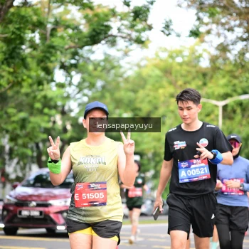 Runner Photo 4161660