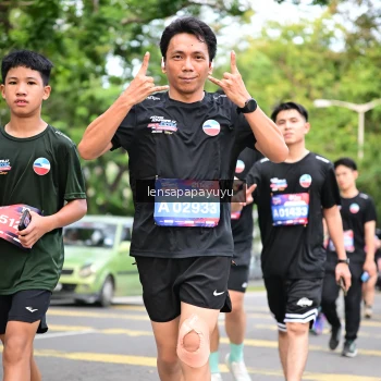 Runner Photo 4161670