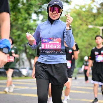 Runner Photo 4161676
