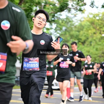 Runner Photo 4161691