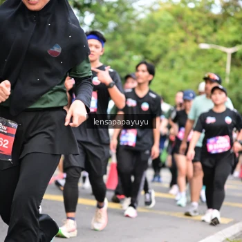 Runner Photo 4161701