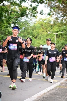 Runner Photo 4161703