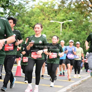 Runner Photo 4161725