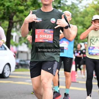 Runner Photo 4161740