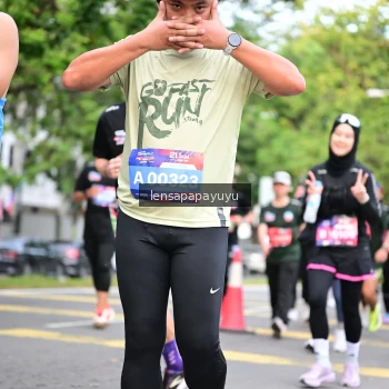 Runner Photo 4161745