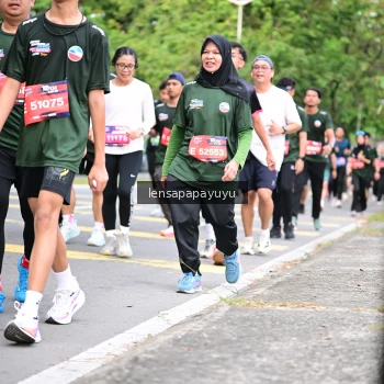 Runner Photo 4161770