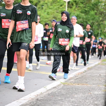 Runner Photo 4161771