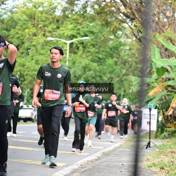 Runner Photo 4161781