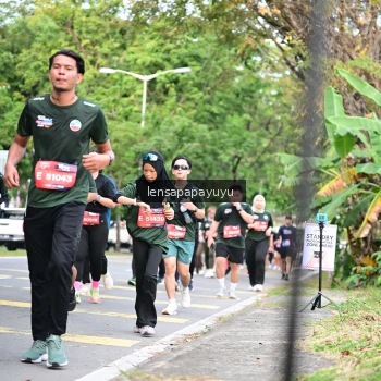 Runner Photo 4161783
