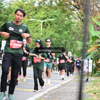 Runner Photo 4161786