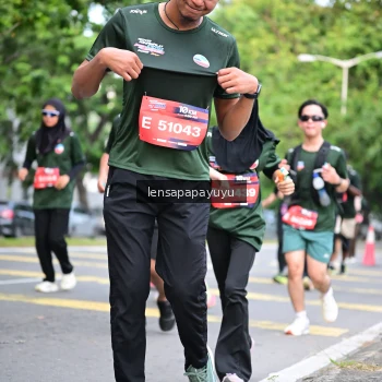 Runner Photo 4161788