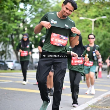 Runner Photo 4161789