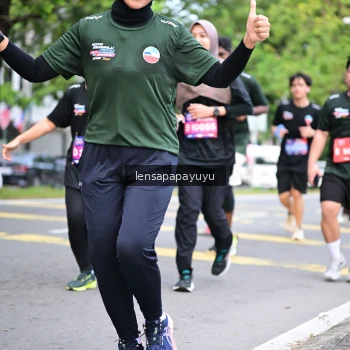 Runner Photo 4161800
