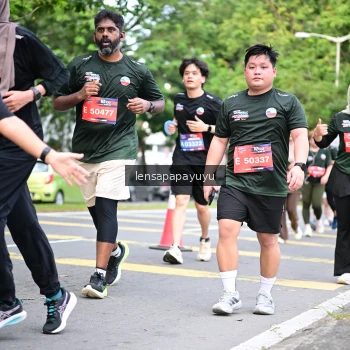 Runner Photo 4161803