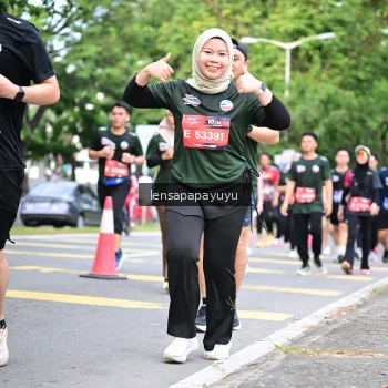 Runner Photo 4161805