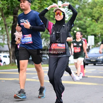 Runner Photo 4161823