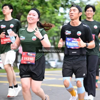Runner Photo 4161837