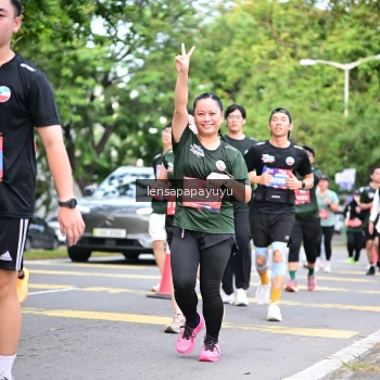 Runner Photo 4161839